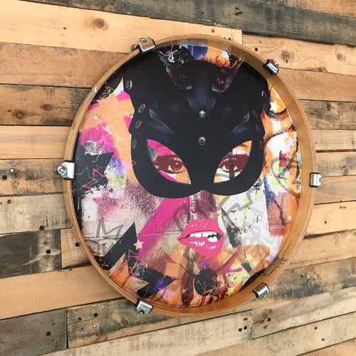 Catwomen - Pop-Art von Stefanie Pappe-Stellbrink als Kunstdruck auf einem Schlagzeugfell
